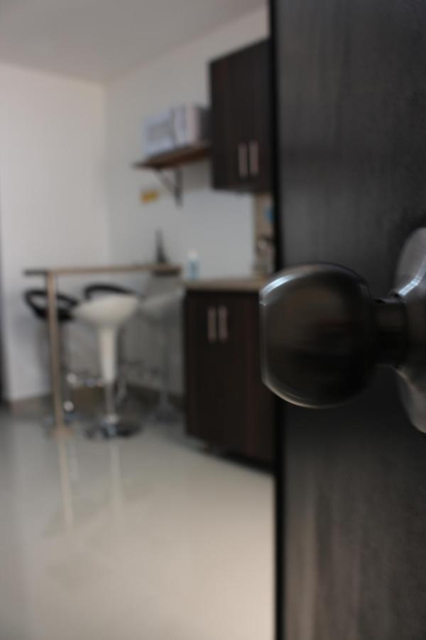 Apartamentos Excelente Ubicacion Medellin Ngoại thất bức ảnh